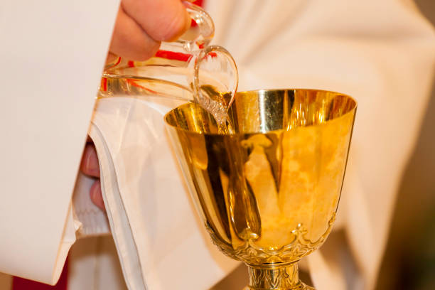 istock Christian worship at the wedding ceremony 1350412455