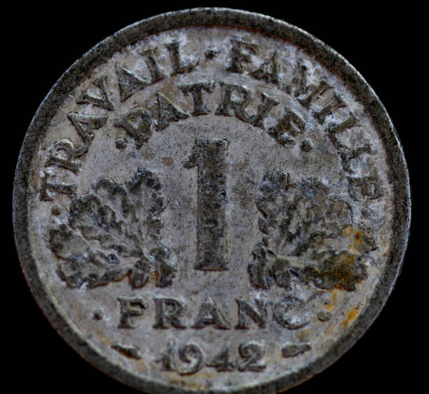 1942 1 franc vichy französischer staat - light type coin rückseite - french coin stock-fotos und bilder