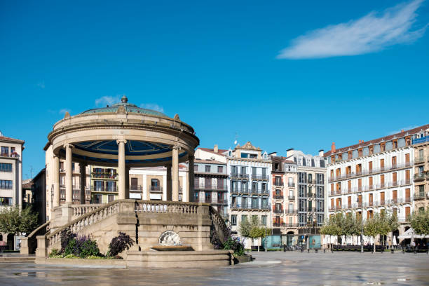 istock Kiosk in Plaza del Castillo, Pamplona. 1350417763