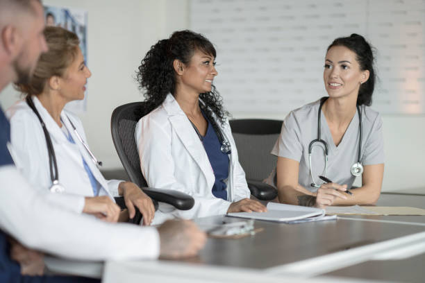 istock Medical Team Meeting 1350428611