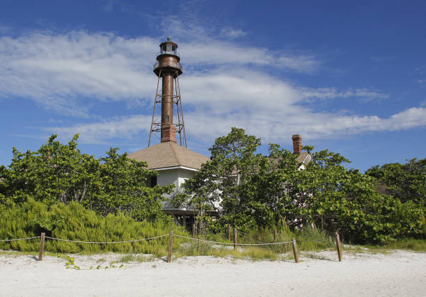 istock Sanibel Lighthouse and Keeper's Quarters 1350454707