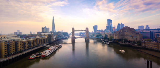 Aerial view of London and the River Thames Aerial panoramic cityscape view of London and the River Thames, England, United Kingdom transceiver stock pictures, royalty-free photos & images