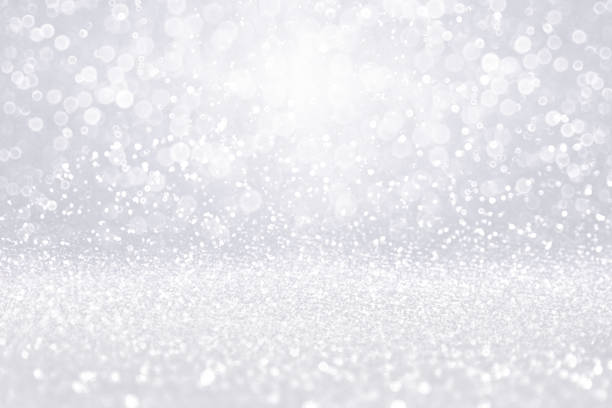 シルバーホワイトダイヤモンドジュエリーの背景やクリスマス雪のキラキラ - 銀色の背景 ストックフォトと画像