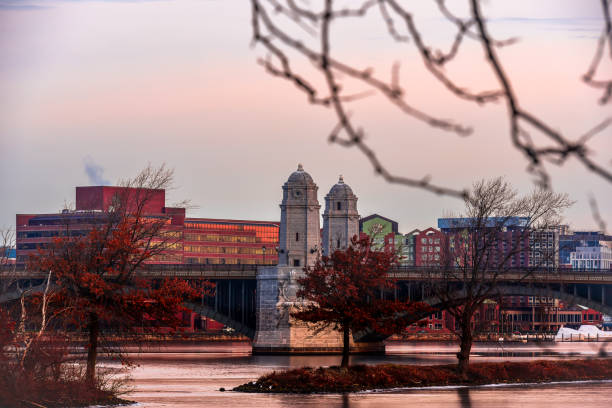 longfellow bridge,boston - boston charles river cambridge skyline imagens e fotografias de stock