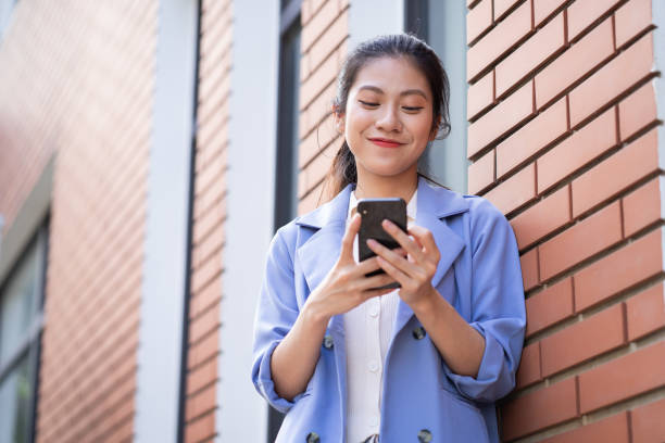 istock Asian businesswoman 1350599509