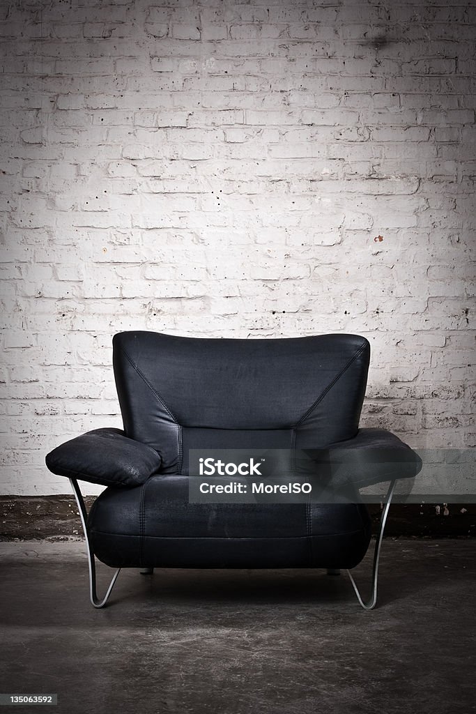 Черный кресло - Стоковые фото Вид спереди роялти-фри