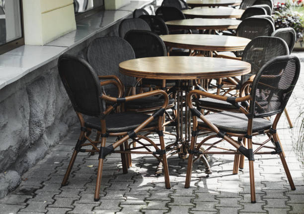 istock Cozy outdoor cafe 1350645045