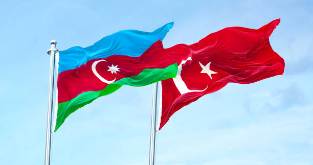 aserbaidschan türkische flagge 4k - azerbaijan flag stock-fotos und bilder