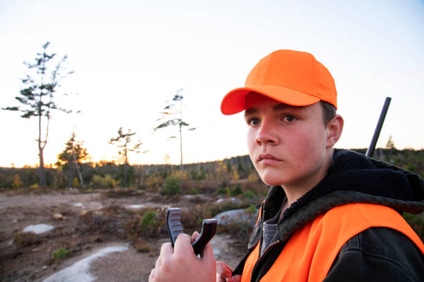 istock A teen deer hunter 1350726804