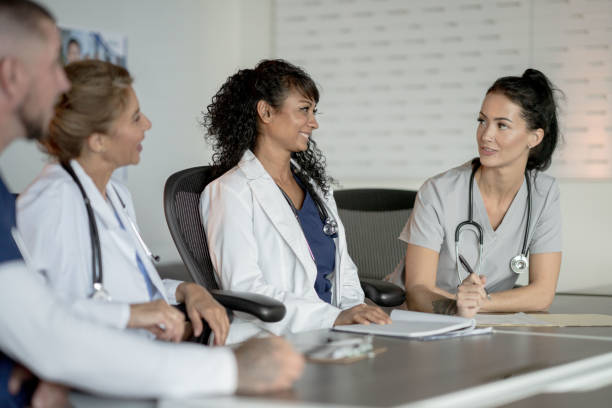 istock Medical Team Meeting 1350731780