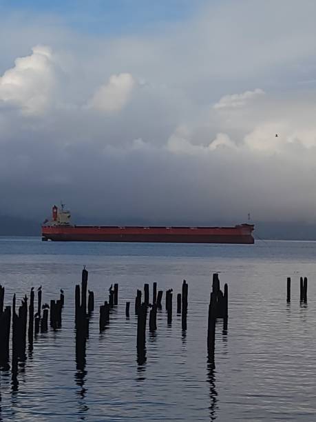 istock CALM After the storm on the Columbia river75 1350757752