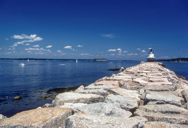 istock Portland Maine - Spring Point Ledge Light & Breakwater Wide View 1985 1350758740