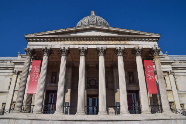 ナショナル・ギャラリーのエクステリア、トラファルガー・スクエア、ロンドン、イギリス - tate gallery ストックフォトと画像