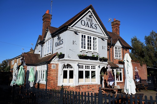 Rickmansworth, Hertfordshire, England, UK - November 1st 2021: The Oaks Country Pub and Eating House, Old Uxbridge Road, West Hyde, Rickmansworth