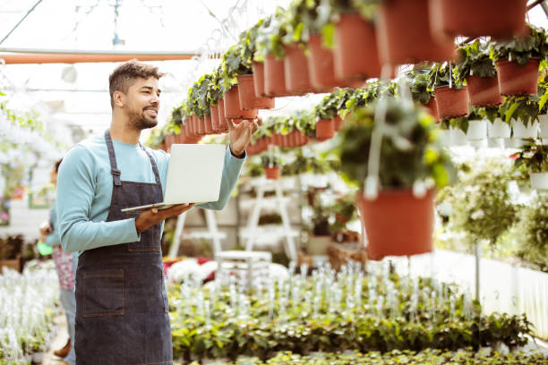 istock Greenhouse apps are just a tap away 1350879459