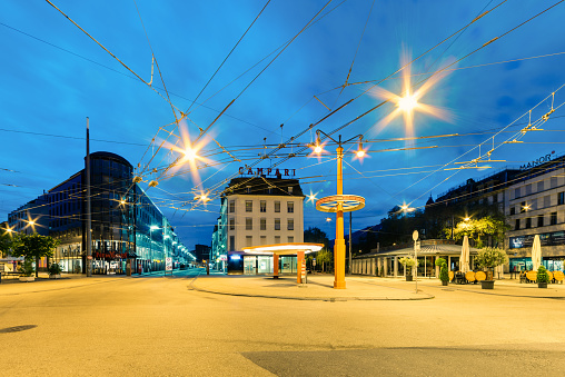 View of the central square in the direction of the streets Bahnhofstrasse and Untere Quai, in the center of the city's shopping streets. Zentralplatz. 05/13/2021 - 2502 Biel Bienne, canton Bern, Switzerland