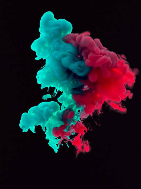 istock Essences green and red 1350957133