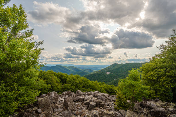 istock View from Blackrock Summit in Shenandoah National Park,VA 1350958293