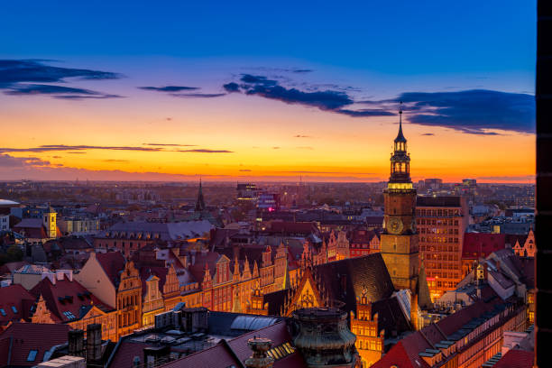 istock Sunset in old Town Square Wroclaw 1351013725