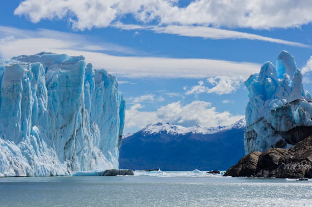 블루 빙하, 호수에서 바라보는 경치, 파타고니아, 아르헨티나, 남미 - los glaciares 뉴스 사진 이미지
