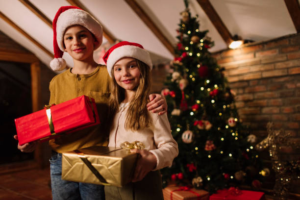 istock Love is the best gift 1351148952