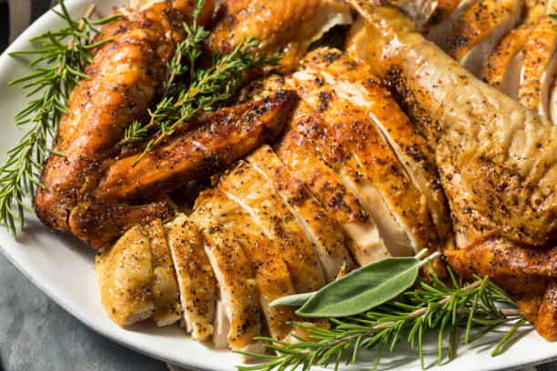 istock Festive Thanksgiving Day Turkey Dinner 1351154771