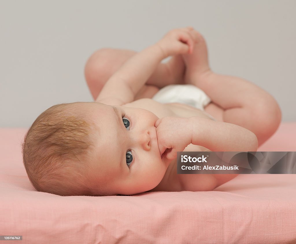 Adorable bébé - Photo de 0-11 mois libre de droits