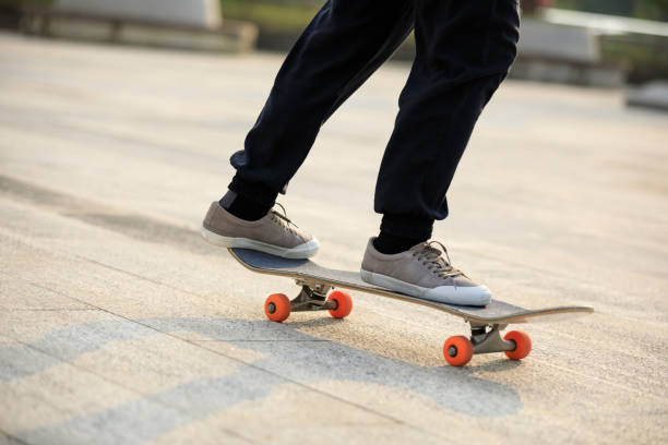 istock Skateboarder skateboarding outdoors in city 1351194008