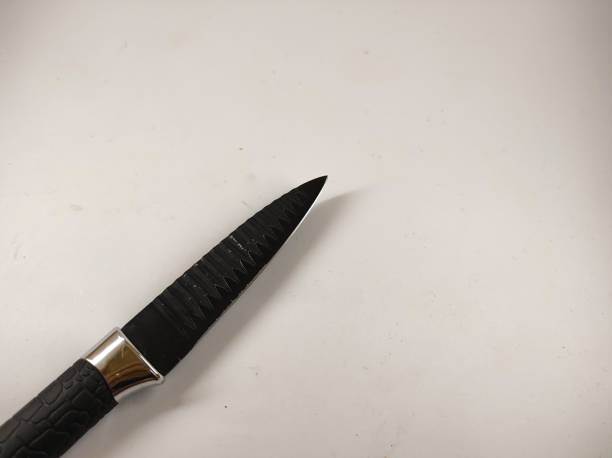 coltello nero - foto di scorta - blade steel shiny contemporary foto e immagini stock