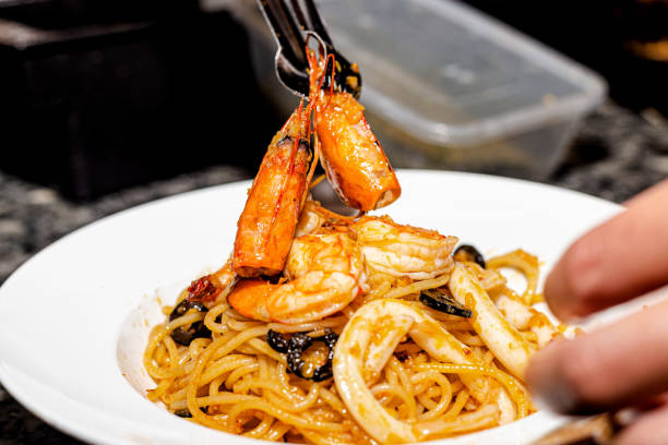 istock Spicy Shrimp and Spaghetti Aglio Olio 1351302333
