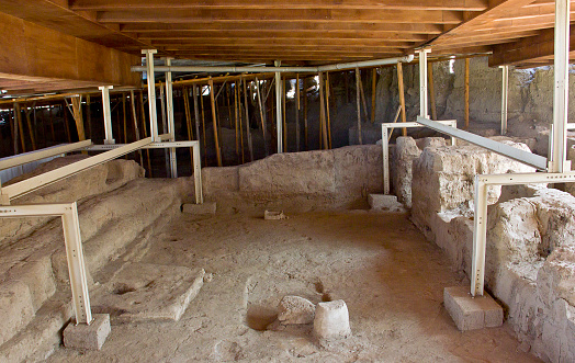 Anasazi culture was widespread and considerable variety exists within pottery. Archaeologists have categorized Anasazi pottery types into a number of wares, or groups of pottery types which share the majority of structural and decorative features. Within each ware, a historical sequence can be traced from the beginnings of Anasazi culture to the end.