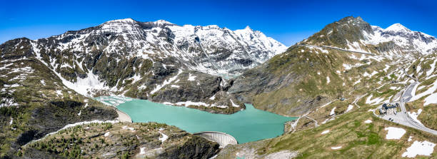 istock landscape at the Grossglockner Mountain in Austria 1351338003