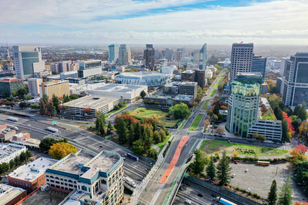 istock Capital Sacramento 1351343772