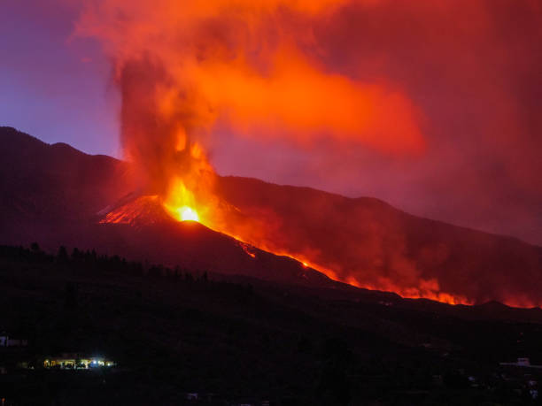 istock Volcano Eruption in Cumbre Vieja, La Palma 1351358178