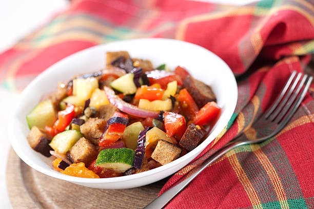 istock Italian panzanella salad 135135968