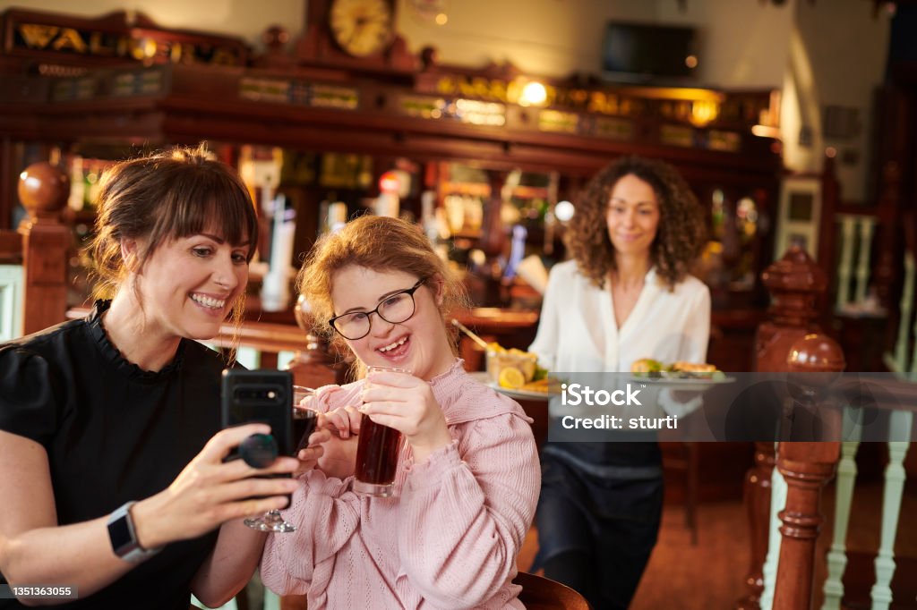 mother and daughter lunch treating mum to lunch Liverpool - England Stock Photo