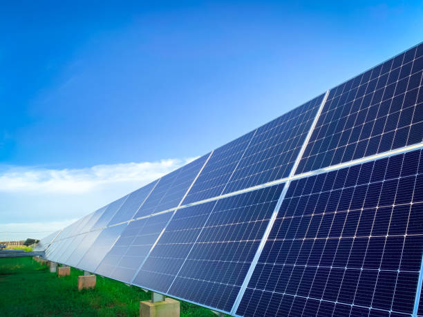 istock Solar plant(solar cell) with the blue sky, hot climate causes increased power production, Alternative energy to conserve the world's energy, Photovoltaic module idea for clean energy production 1351395914