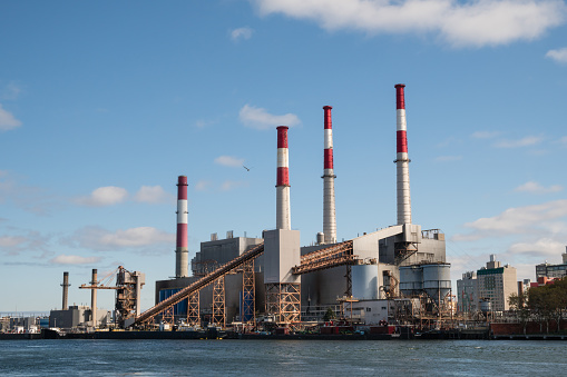 Ravenswood Generating Station - a large power plant in Long Island City in Queens, New York which is fueled primarily by fuel oil  and natural gas.