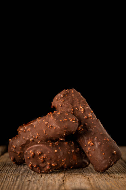 istock Ice cream Cannoli dessert 1351519900