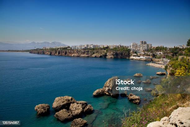 Photo libre de droit de Touristiques Très Prisés De La Ville Dans Le Sud De La Turquie Dantalya banque d'images et plus d'images libres de droit de Antalaya