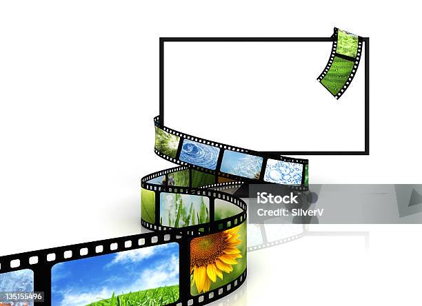 Foto de Filme Na Tv Em Branco e mais fotos de stock de Branco - Branco, Cor Preta, Filme - Equipamento Fotográfico