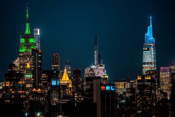 istock Amazing and colourful Manhattan cityscape 1351568190