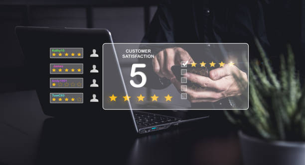 istock Business men is typing a costumer satisfaction on his smartphone 1351618104