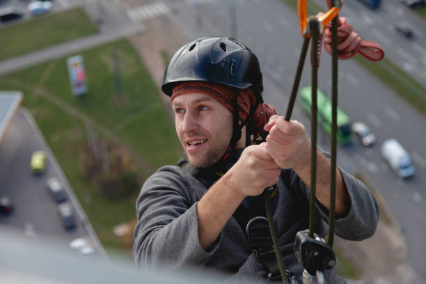 Bungee jumping from a crane