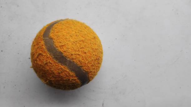 istock orange tennis ball 1351821225