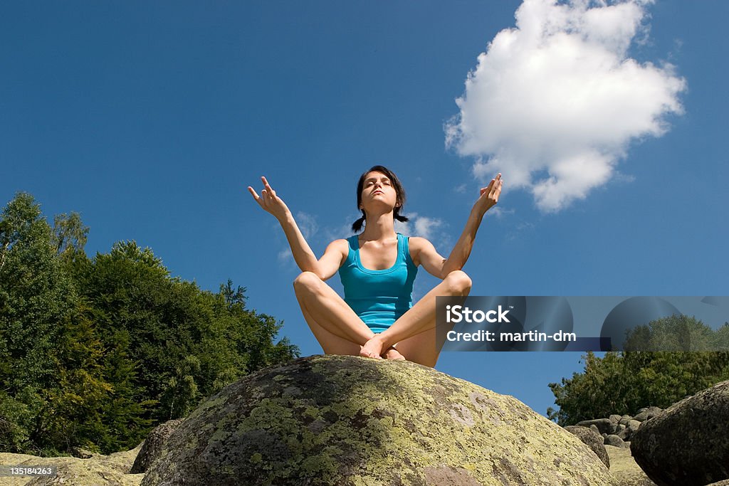Yoga-Mädchen - Lizenzfrei Attraktive Frau Stock-Foto