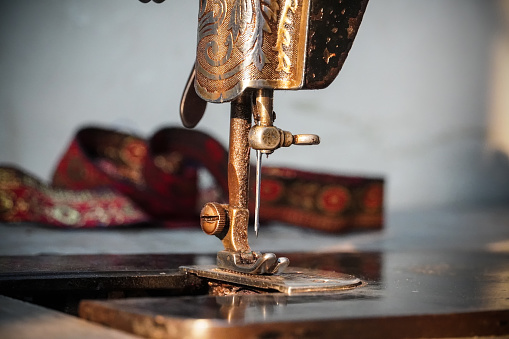sewing machine close up image