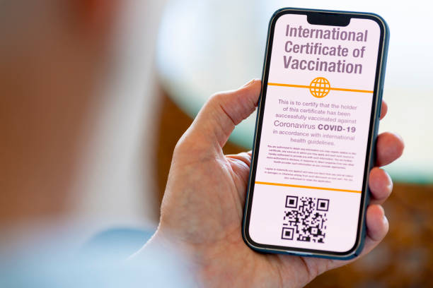 istock Digital International Certificate of Covid-19 Vaccination. 1351898512