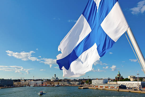 a bandeira da finlândia - blue fin imagens e fotografias de stock