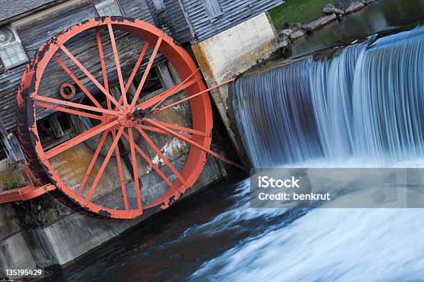 Photo libre de droit de Old Mill À Pigeon Forge banque d'images et plus d'images libres de droit de Cascade - Cascade, Destination de voyage, Eau